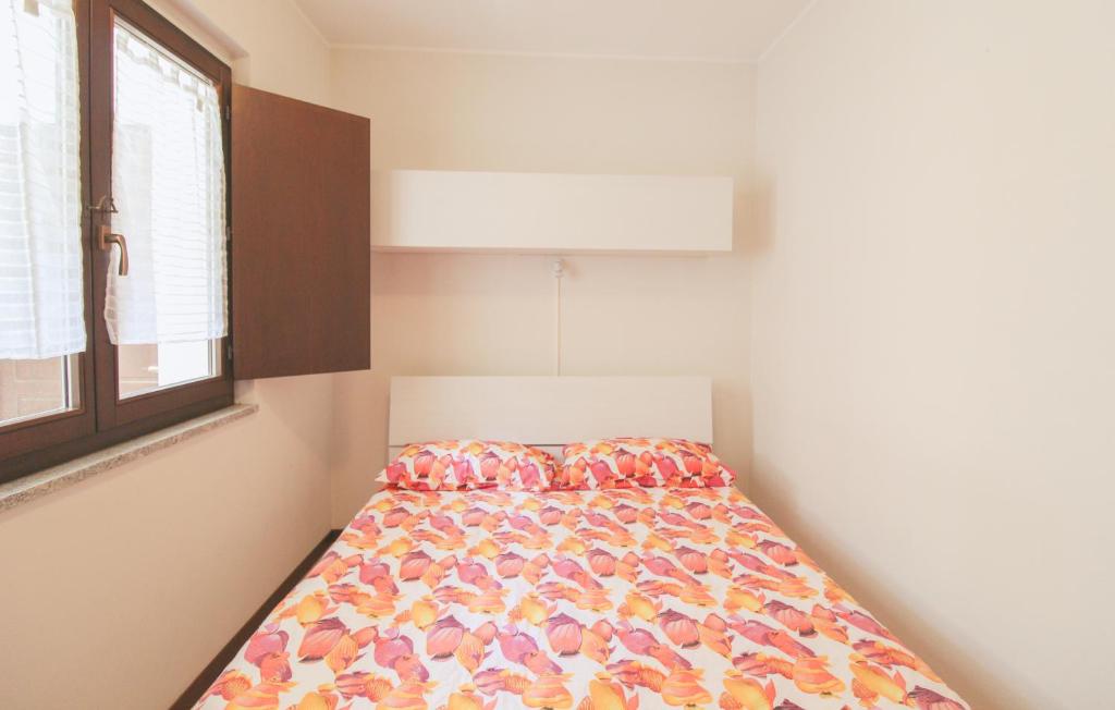 Mimosa 15 room 3