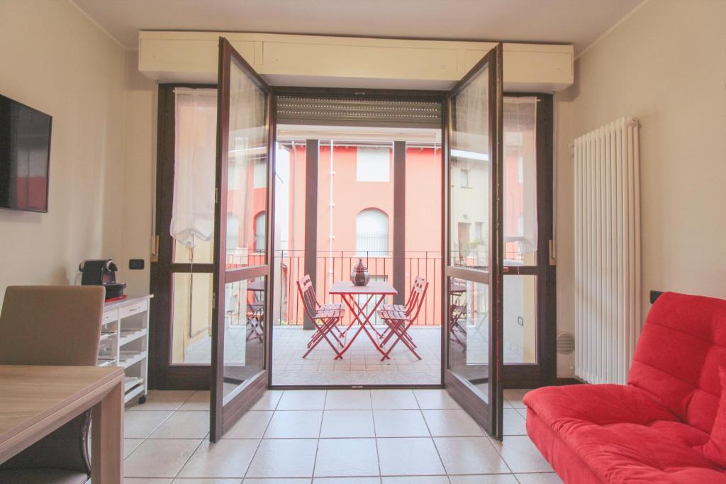 Mimosa 15 room 5